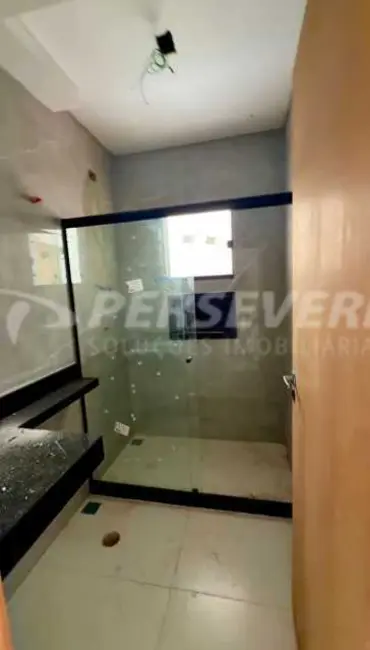 Foto 6 de Casa com 3 quartos à venda, 90m2 em Marica - RJ