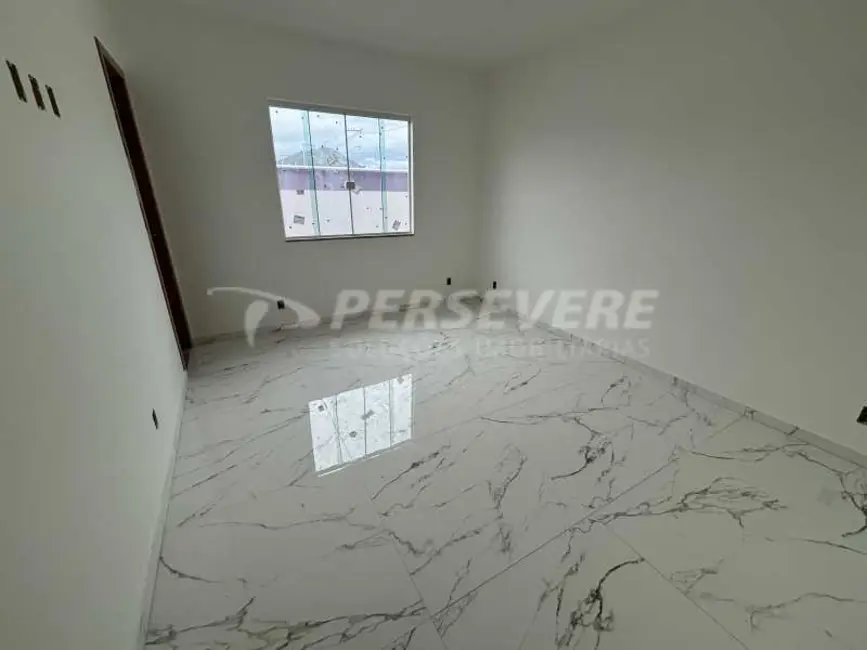 Casa de Condomínio com 3 quartos à venda, 111m2 em Marica - RJ - imagem 5 Foto 5 de Casa de Condomínio com 3 quartos à venda, 111m2 em Marica - RJ