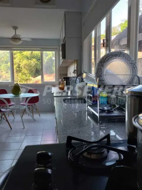 Foto 6 de Casa de Condomínio com 5 quartos à venda, 280m2 em Niteroi - RJ