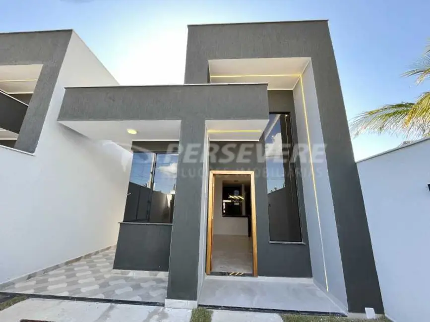 Foto 2 de Casa com 3 quartos à venda, 114m2 em Marica - RJ