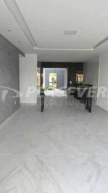 Foto 3 de Casa com 3 quartos à venda, 127m2 em Marica - RJ