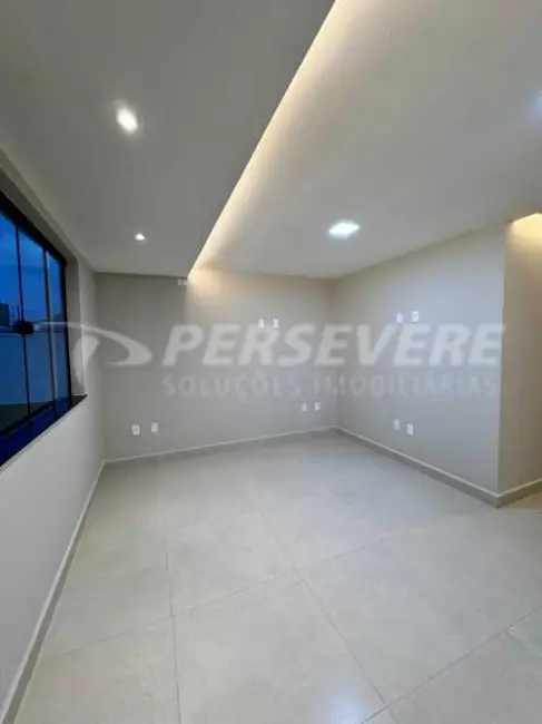Foto 9 de Casa de Condomínio com 3 quartos à venda, 171m2 em Marica - RJ