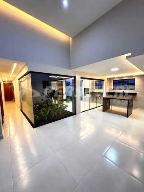 Foto 4 de Casa de Condomínio com 3 quartos à venda, 171m2 em Marica - RJ