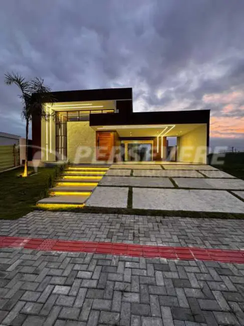 Foto 2 de Casa de Condomínio com 3 quartos à venda, 171m2 em Marica - RJ