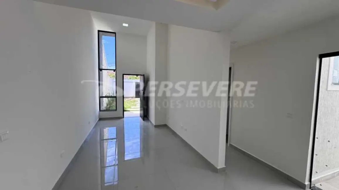 Foto 6 de Casa com 2 quartos à venda, 90m2 em Marica - RJ