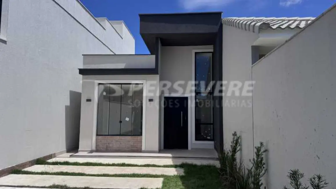 Foto 1 de Casa com 2 quartos à venda, 90m2 em Marica - RJ