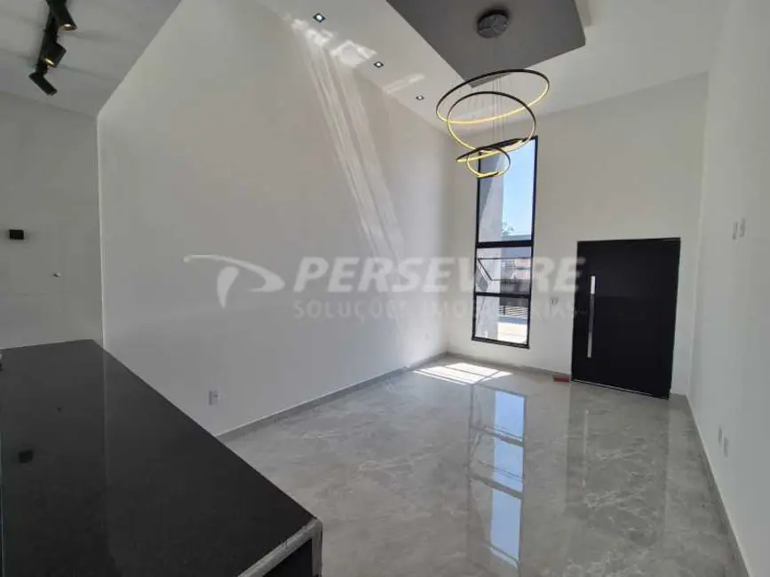 Casa com 3 quartos à venda, 10376m2 em Marica - RJ - imagem 3 Foto 3 de Casa com 3 quartos à venda, 10376m2 em Marica - RJ