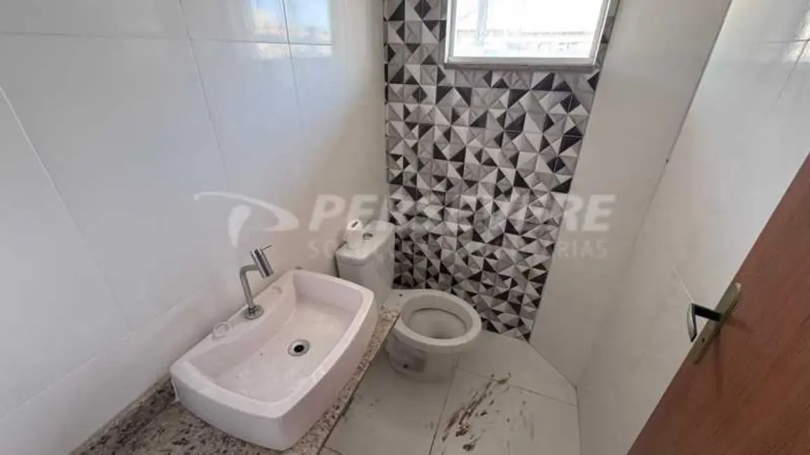 Foto 9 de Casa com 2 quartos à venda, 829m2 em Marica - RJ