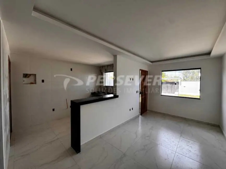 Foto 7 de Casa com 2 quartos à venda, 66m2 em Marica - RJ