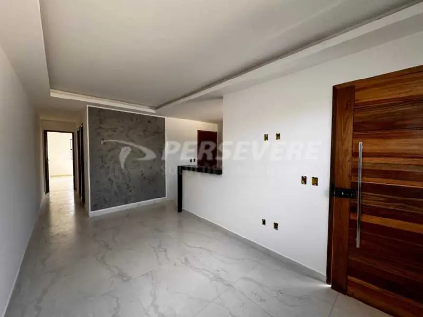 Foto 6 de Casa com 2 quartos à venda, 66m2 em Marica - RJ