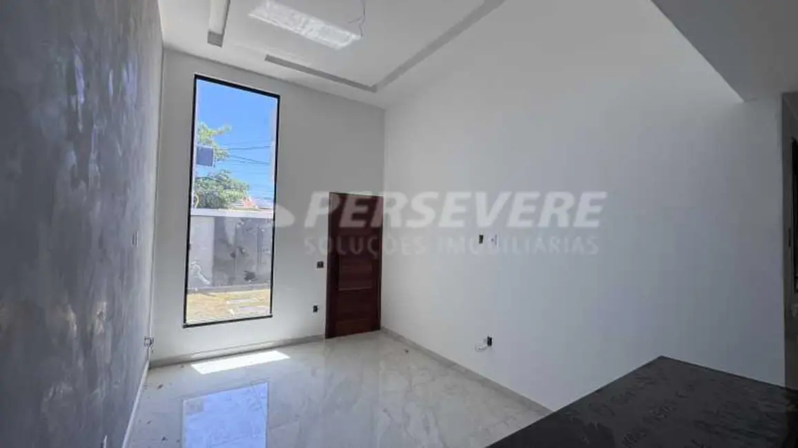 Foto 5 de Casa com 2 quartos à venda, 80m2 em Marica - RJ