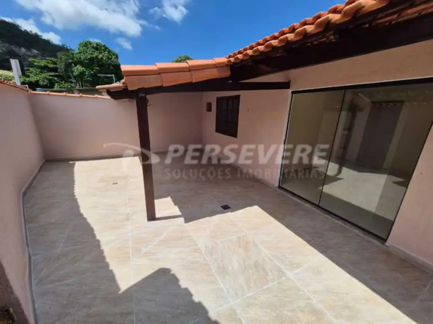 Foto 1 de Casa com 2 quartos à venda, 80m2 em Marica - RJ