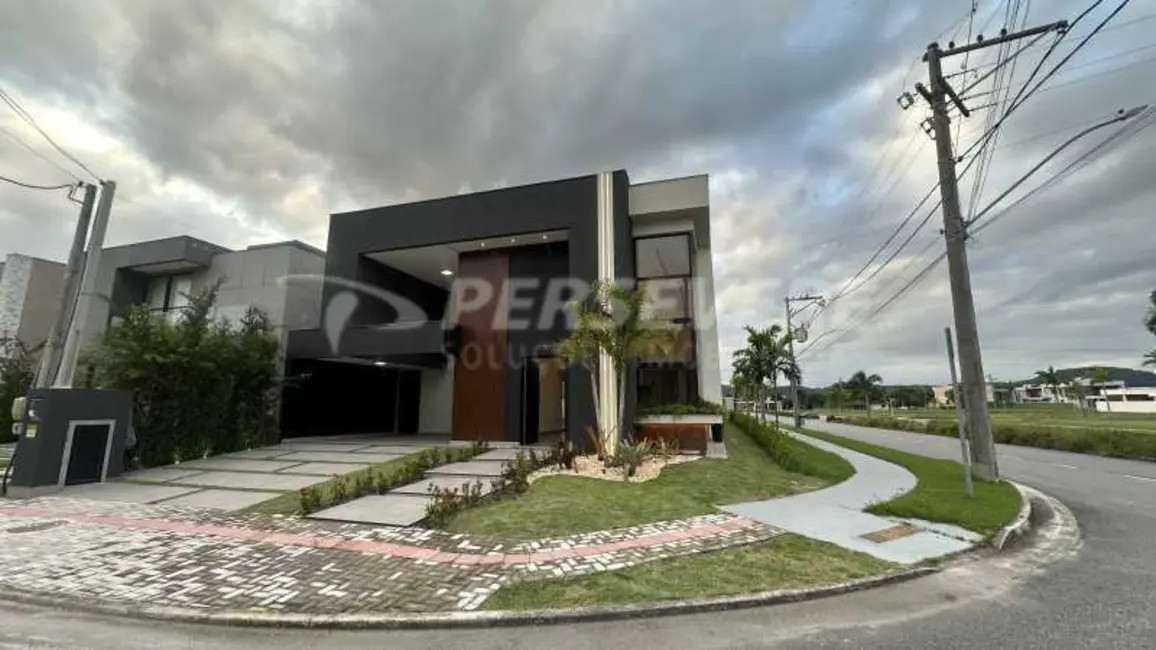 Foto 2 de Casa de Condomínio com 3 quartos à venda, 190m2 em Marica - RJ