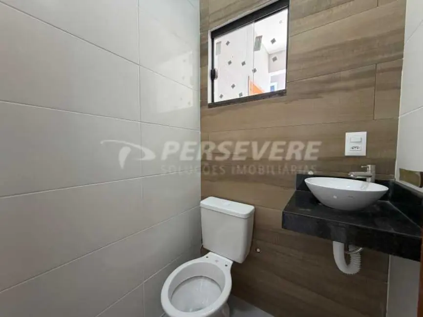 Foto 8 de Casa com 3 quartos à venda, 94m2 em Marica - RJ