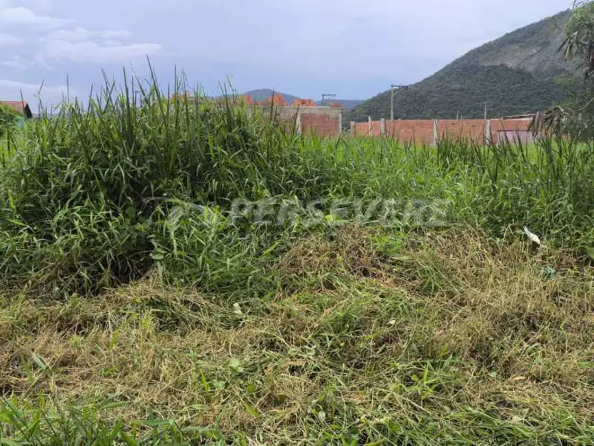 Foto 1 de Terreno / Lote à venda, 480m2 em Marica - RJ