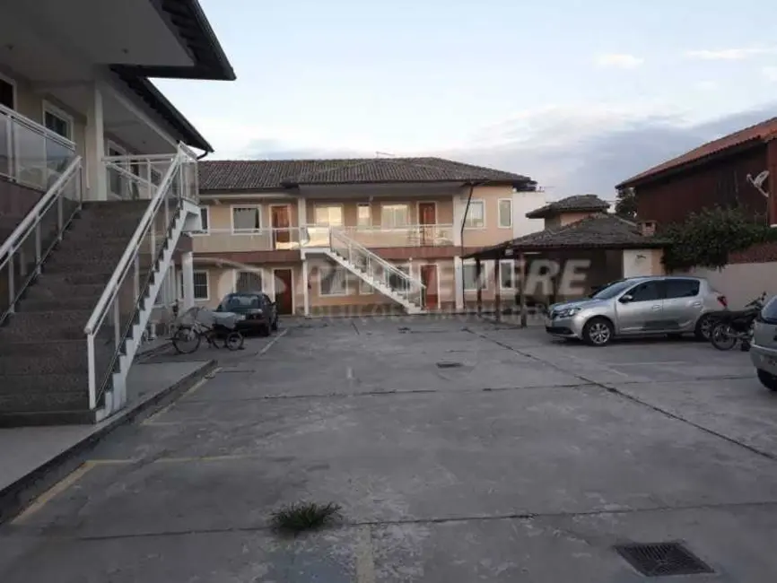 Foto 2 de Apartamento com 2 quartos à venda, 54m2 em Marica - RJ