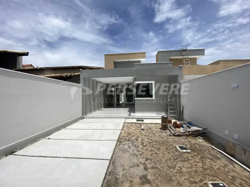 Foto 1 de Casa com 2 quartos à venda, 96m2 em Marica - RJ