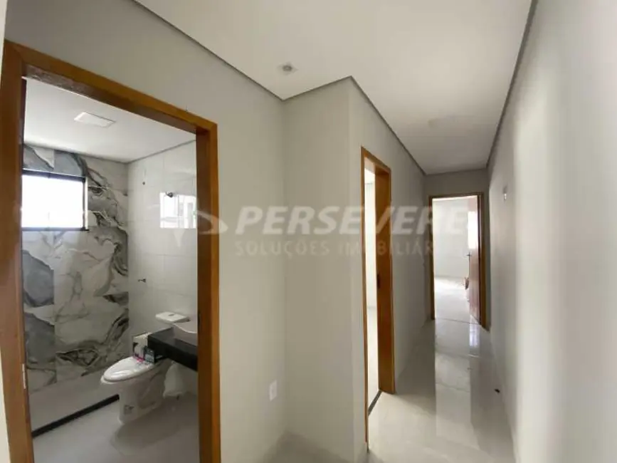 Foto 4 de Casa com 2 quartos à venda, 96m2 em Marica - RJ