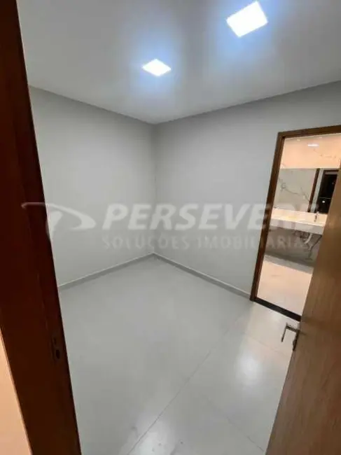 Casa de Condomínio com 3 quartos à venda, 280m2 em Marica - RJ - imagem 8 Foto 8 de Casa de Condomínio com 3 quartos à venda, 280m2 em Marica - RJ
