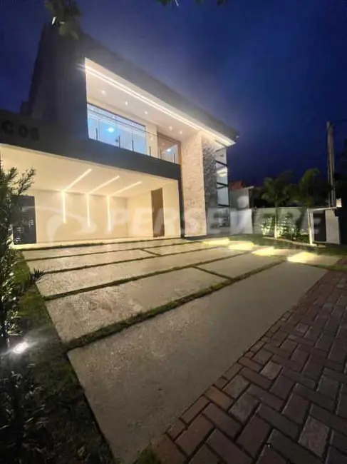 Casa de Condomínio com 3 quartos à venda, 280m2 em Marica - RJ - imagem 4 Foto 4 de Casa de Condomínio com 3 quartos à venda, 280m2 em Marica - RJ