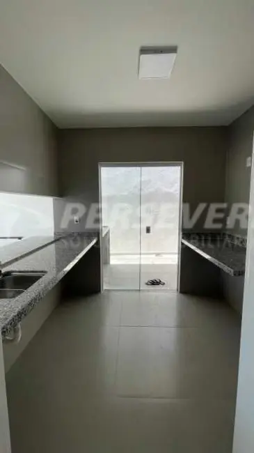 Foto 6 de Casa com 3 quartos à venda, 108m2 em Marica - RJ