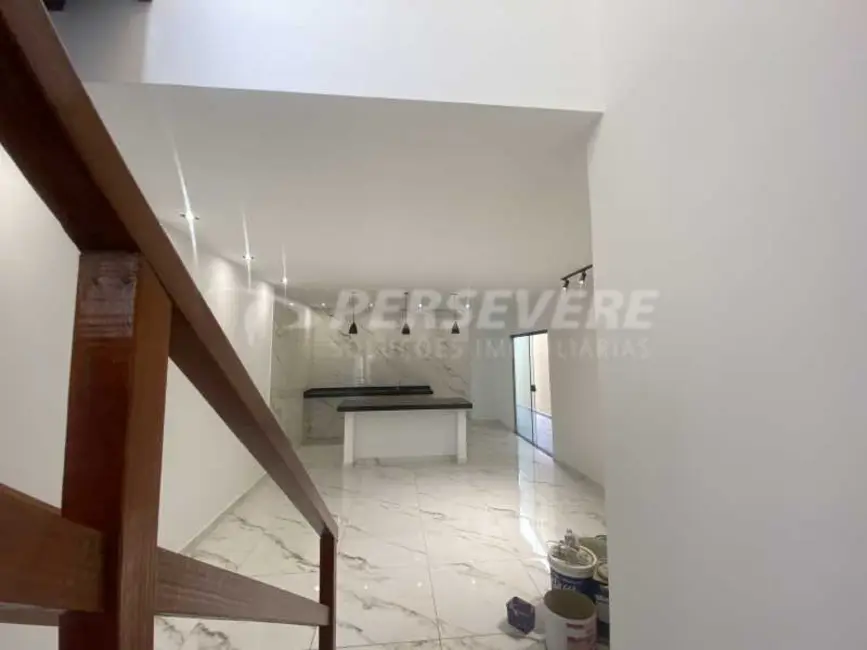 Foto 2 de Casa com 3 quartos à venda, 85m2 em Marica - RJ
