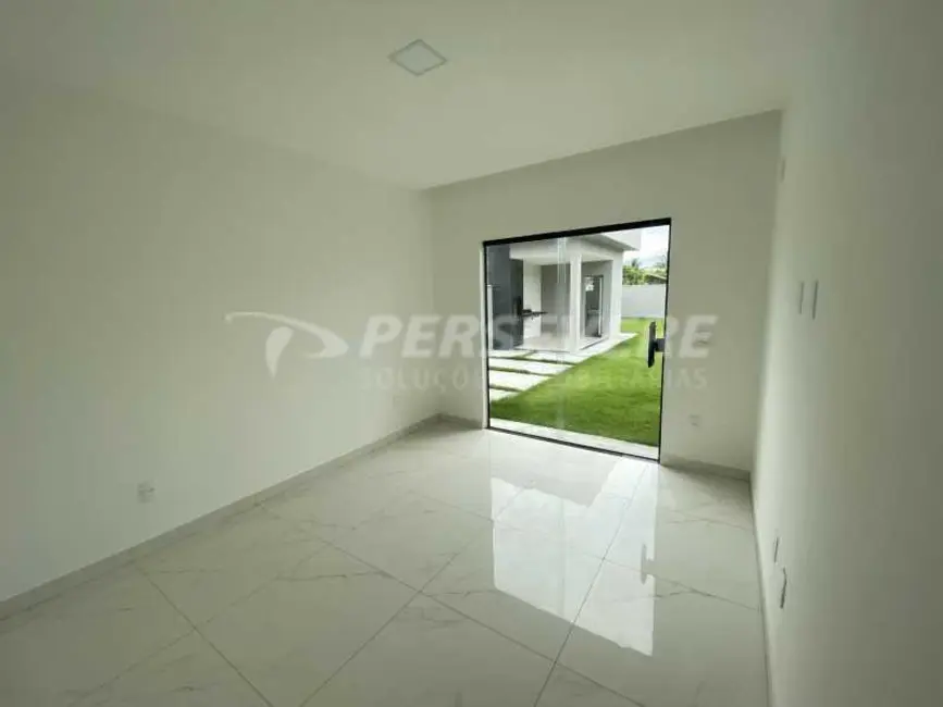 Foto 7 de Casa com 3 quartos à venda, 126m2 em Marica - RJ