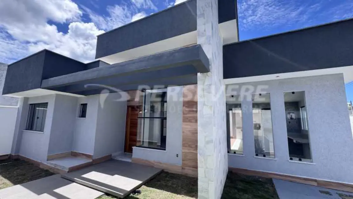 Foto 1 de Casa com 3 quartos à venda, 103m2 em Marica - RJ