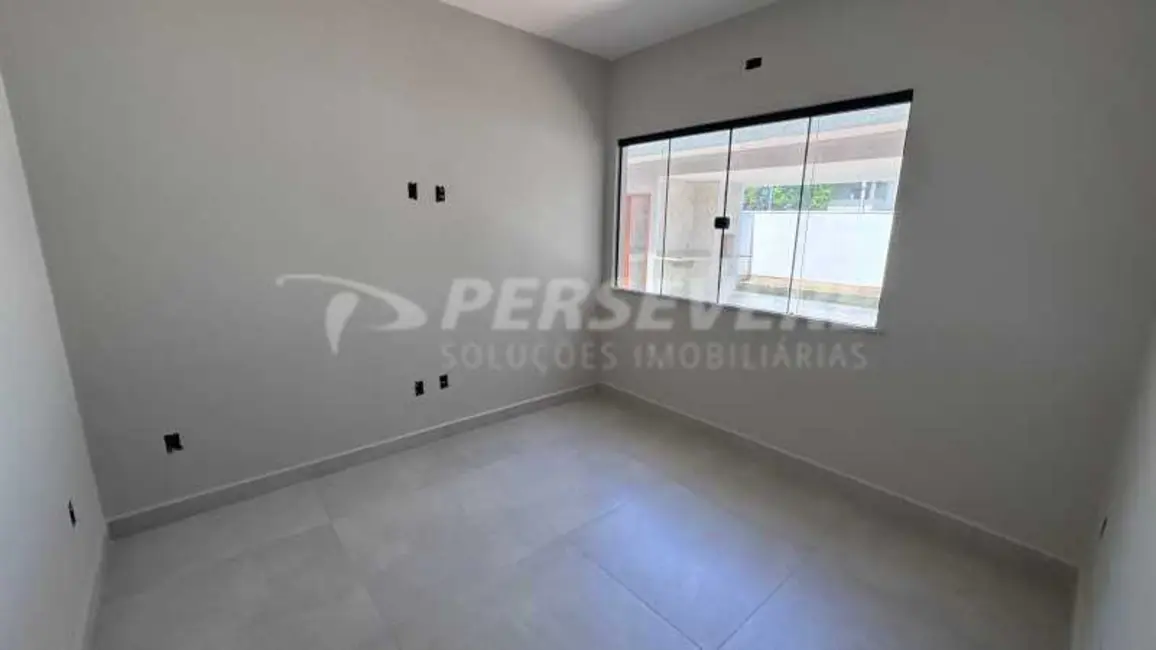 Foto 9 de Casa com 3 quartos à venda, 103m2 em Marica - RJ