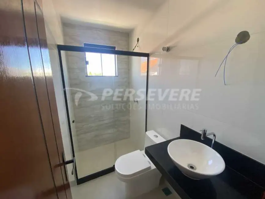 Foto 9 de Casa com 2 quartos à venda, 126m2 em Marica - RJ