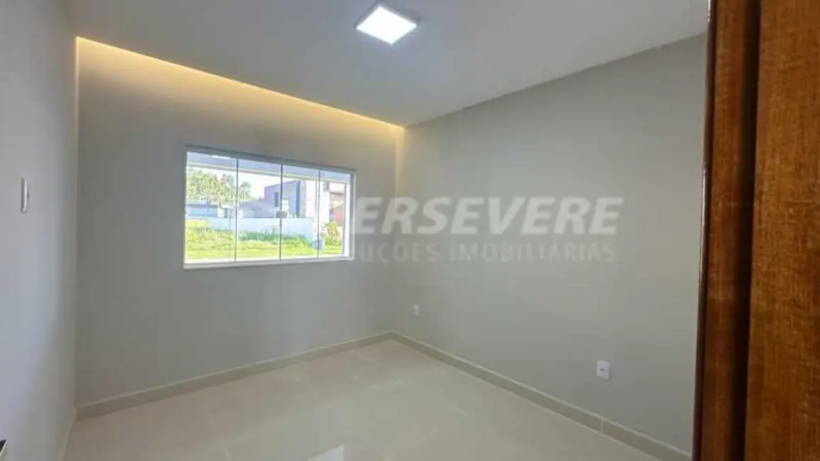 Foto 5 de Casa de Condomínio com 4 quartos à venda, 170m2 em Marica - RJ