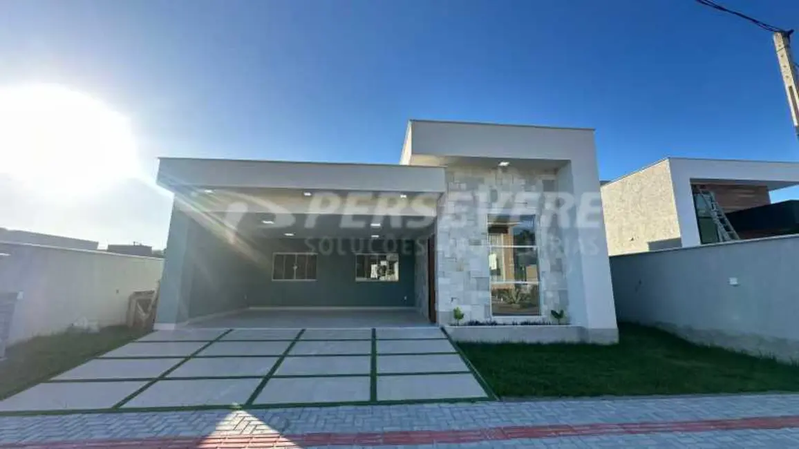Foto 1 de Casa de Condomínio com 4 quartos à venda, 170m2 em Marica - RJ