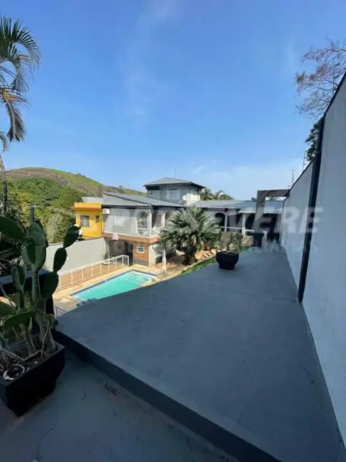 Foto 2 de Casa com 3 quartos à venda, 200m2 em Marica - RJ