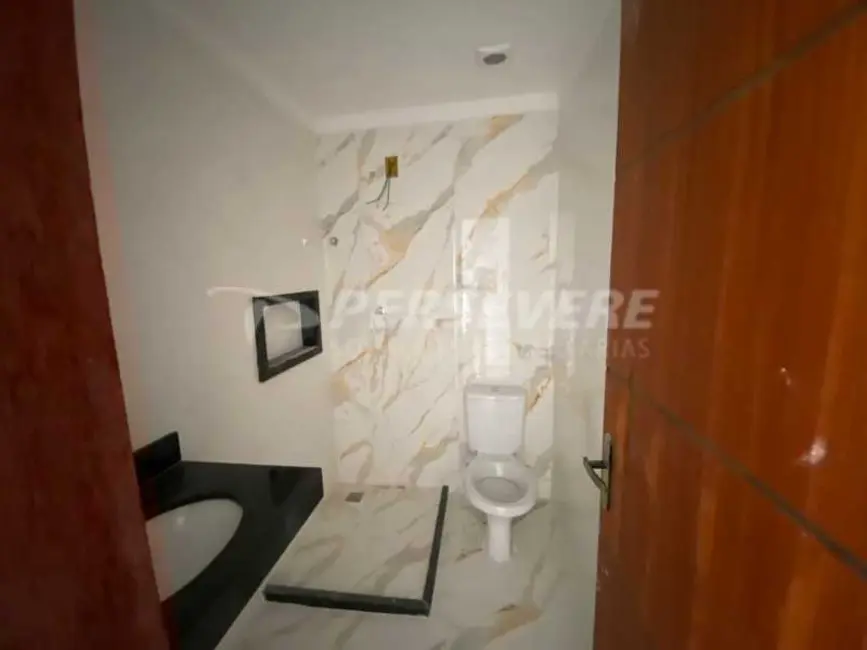 Foto 7 de Casa com 2 quartos à venda, 80m2 em Marica - RJ