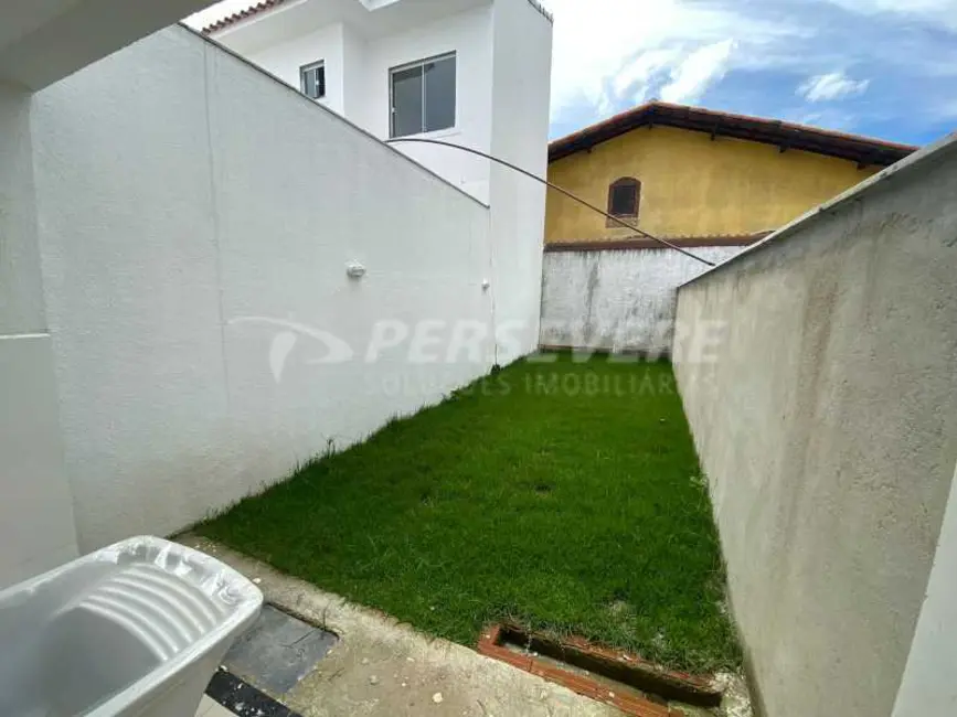 Foto 9 de Casa com 2 quartos à venda, 80m2 em Marica - RJ