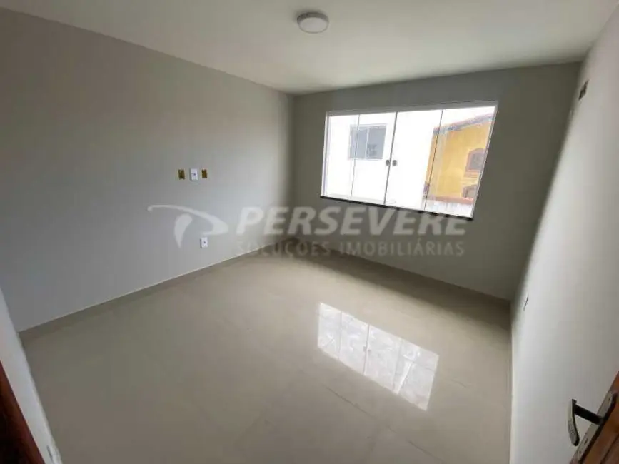 Foto 6 de Casa com 2 quartos à venda, 80m2 em Marica - RJ