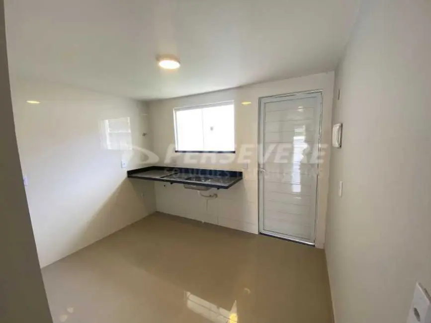 Foto 4 de Casa com 2 quartos à venda, 80m2 em Marica - RJ