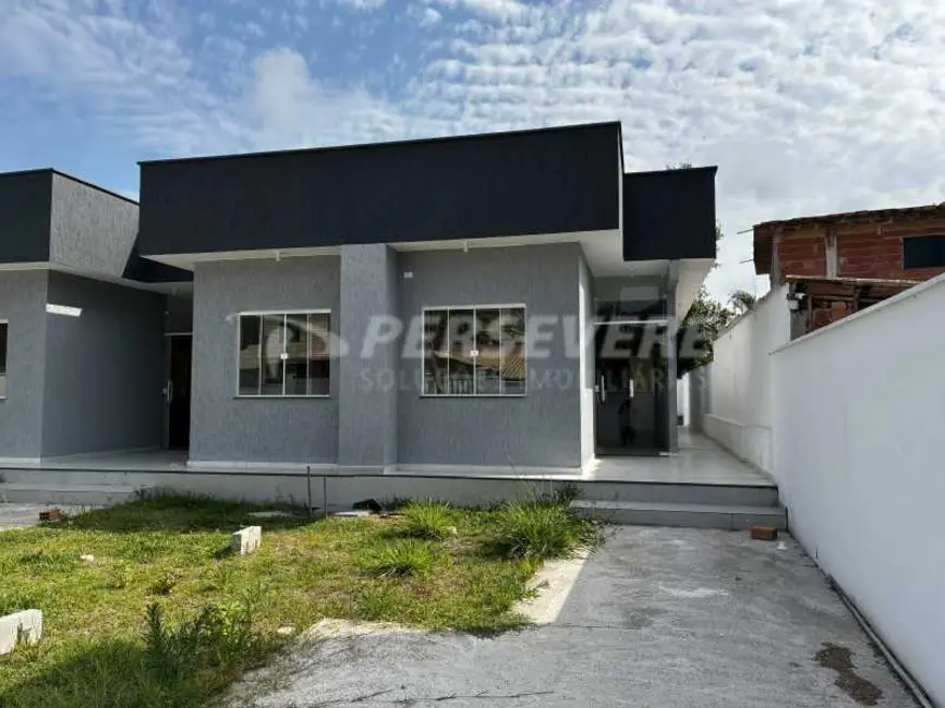 Foto 1 de Casa com 2 quartos à venda, 57m2 em Marica - RJ