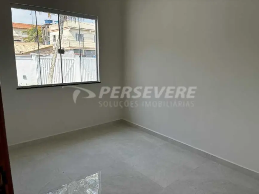Foto 9 de Casa com 2 quartos à venda, 57m2 em Marica - RJ