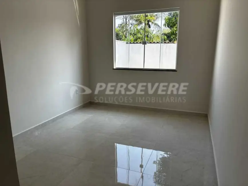 Foto 6 de Casa com 2 quartos à venda, 57m2 em Marica - RJ