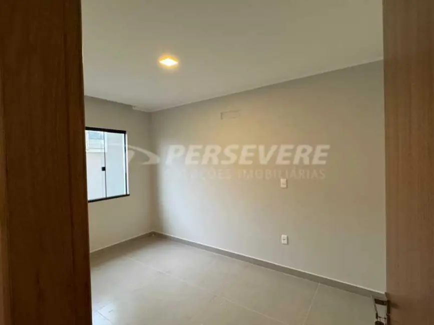 Foto 9 de Casa com 3 quartos à venda, 120m2 em Marica - RJ