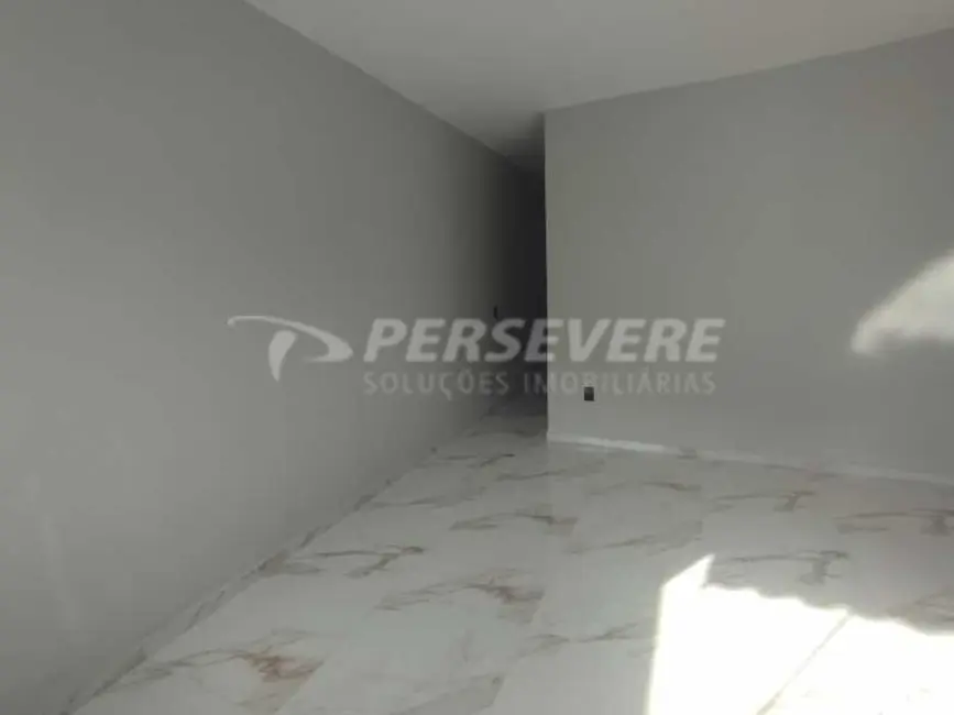 Foto 5 de Casa com 2 quartos à venda, 78m2 em Marica - RJ