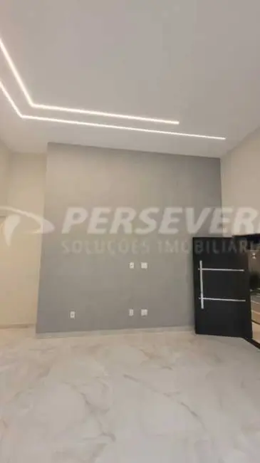 Foto 8 de Casa com 3 quartos à venda, 2025m2 em Marica - RJ