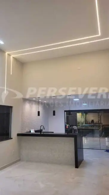 Foto 4 de Casa com 3 quartos à venda, 2025m2 em Marica - RJ