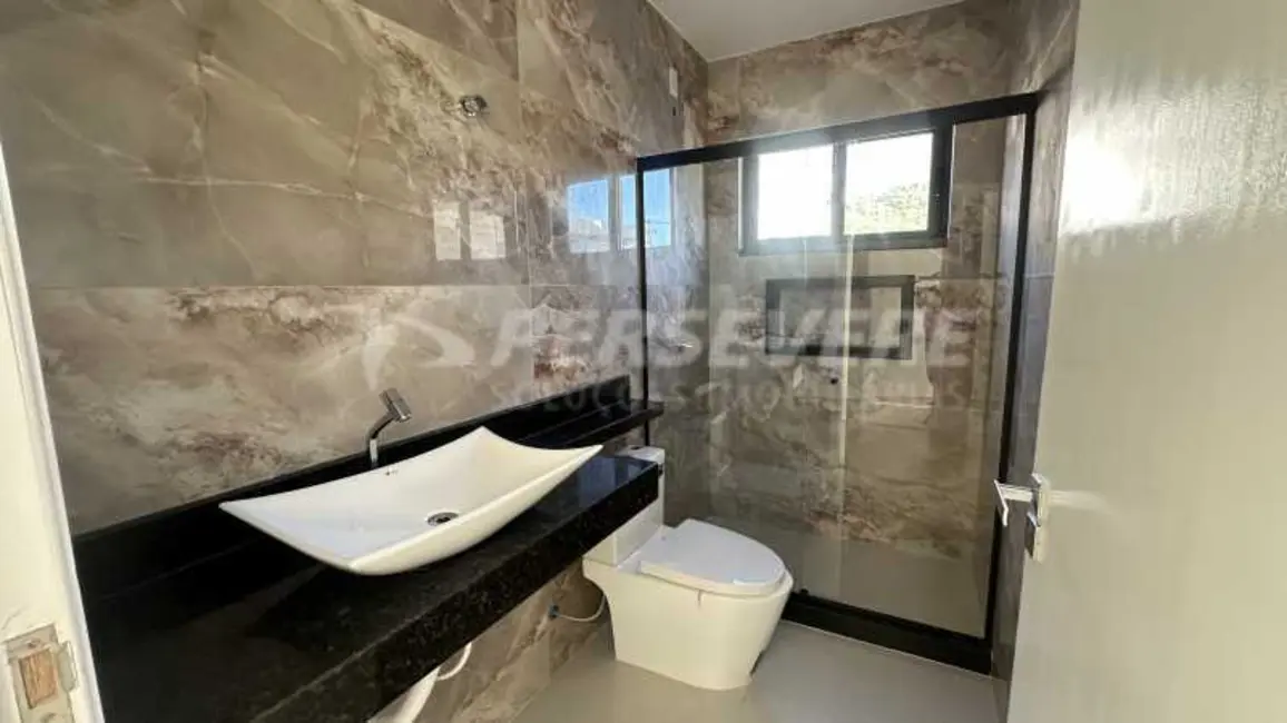 Foto 9 de Casa com 3 quartos à venda, 179m2 em Marica - RJ
