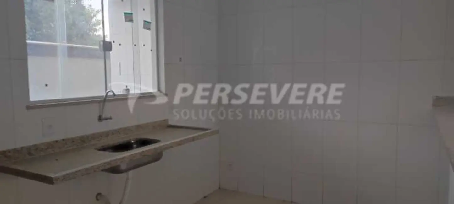 Foto 9 de Casa com 2 quartos à venda, 68m2 em Marica - RJ