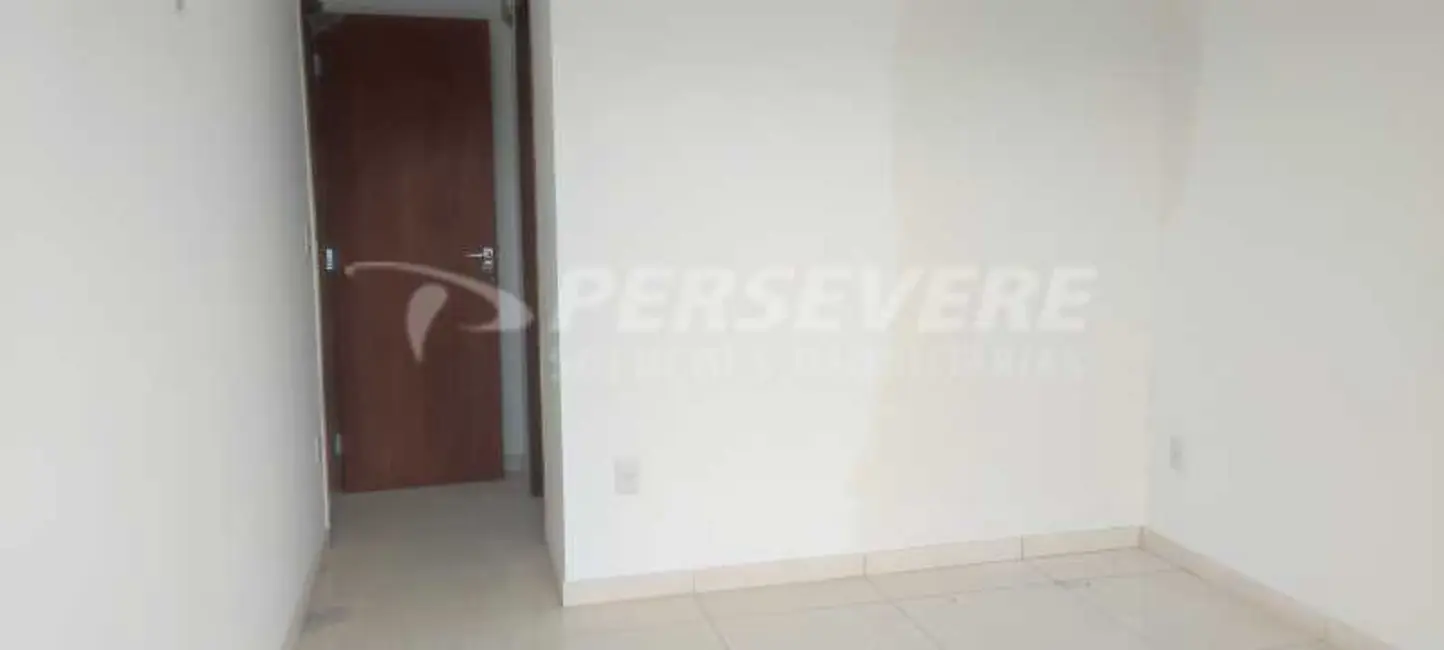 Foto 3 de Casa com 2 quartos à venda, 68m2 em Marica - RJ