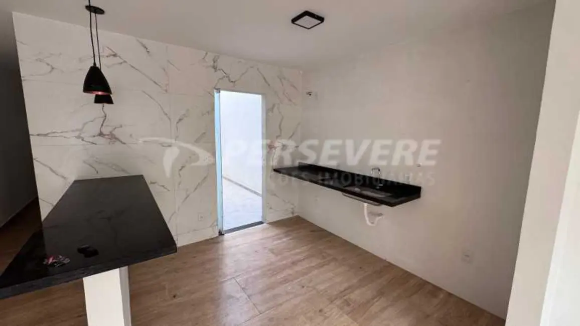 Foto 6 de Casa com 1 quarto à venda, 68m2 em Marica - RJ