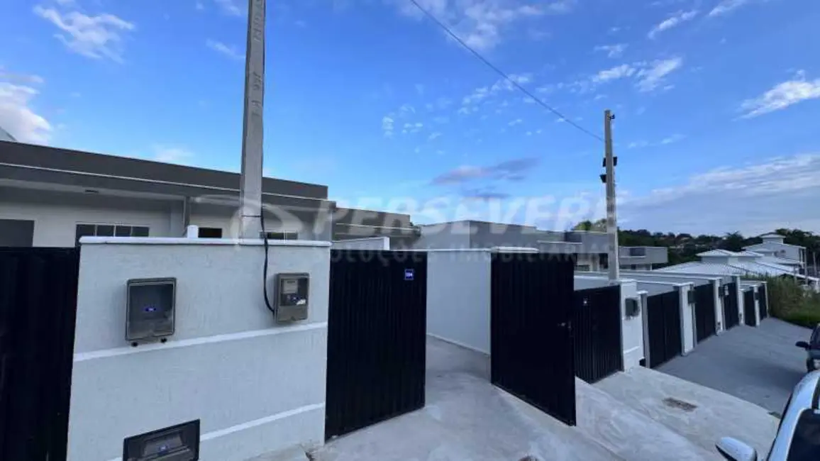 Foto 1 de Casa com 1 quarto à venda, 68m2 em Marica - RJ