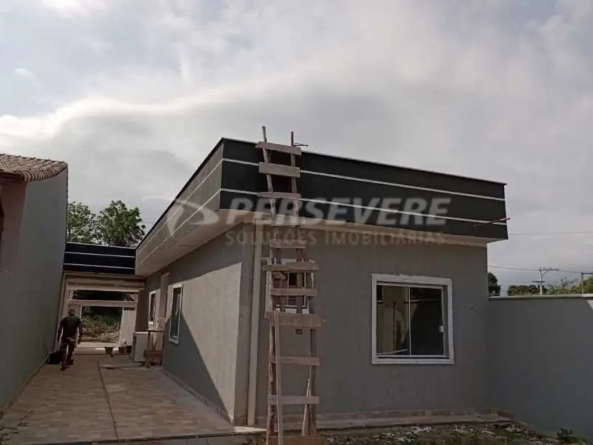 Casa com 2 quartos à venda, 83m2 em Marica - RJ - imagem 1 Foto 1 de Casa com 2 quartos à venda, 83m2 em Marica - RJ